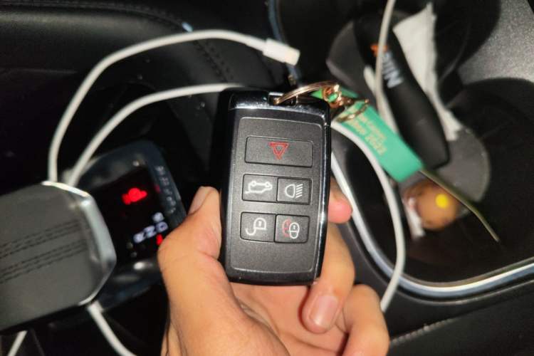 Used Jaguar E-PACE 2024 Youth Sports Edition R-DYNAMIC