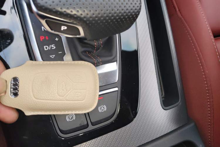 Used Audi Q5L 2024 40 TFSI Luxury Dynamic Edition
