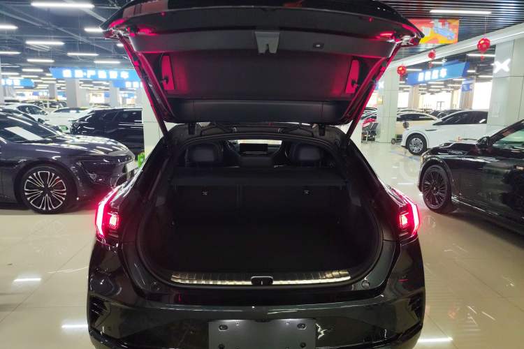 Used Zeekr 001 2026 Model 103° Rear-Drive Max Version
