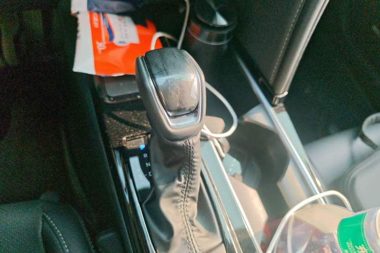 Used Toyota Camry 2024 Dual-Motor 2.0 HGVP Luxury Edition