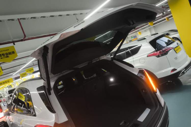 Used Cadillac XT5 2023 2.0T Four-Wheel Drive Prestige Version (Ultimate Edition)