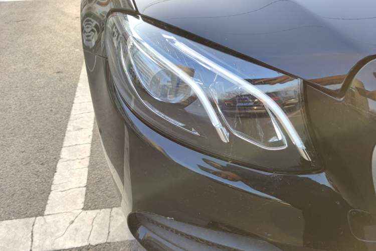 Used Mercedes-Benz E-Class 2020 E 300 L Sporty and Stylish Model