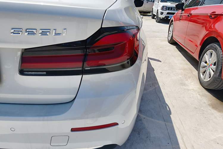 Used BMW 5 Series 2021 Updated Version 525Li Luxury Package
