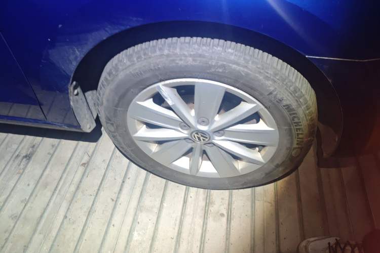 Used Volkswagen Jetta 2013 1.6L Automatic Fashion Model
