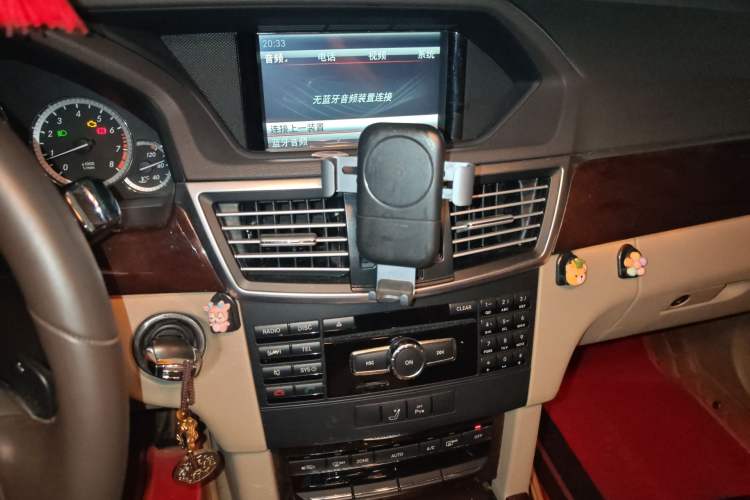 Used Mercedes-Benz E-Class 2013 E 260 L CGI Elegant Model
