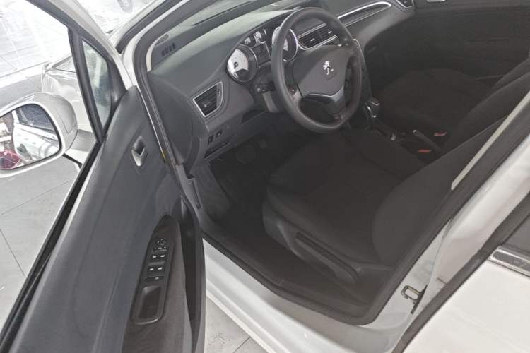 Used Peugeot 308 2014 Enjoy Edition Classic 1.6L Automatic Premium Model
