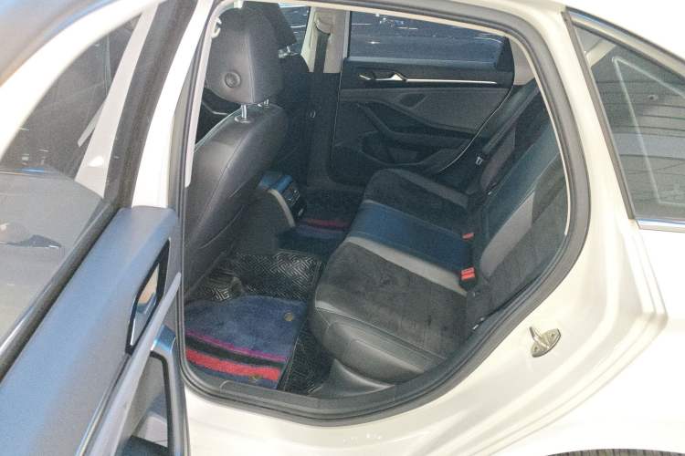 Used Volkswagen Sagitar 2021 280TSI DSG Luxury Smart Connectivity Edition