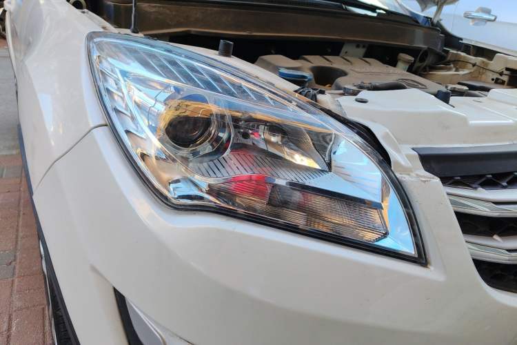 Used Changan CS35 2016 1.6L Automatic Luxury Model China V Standard