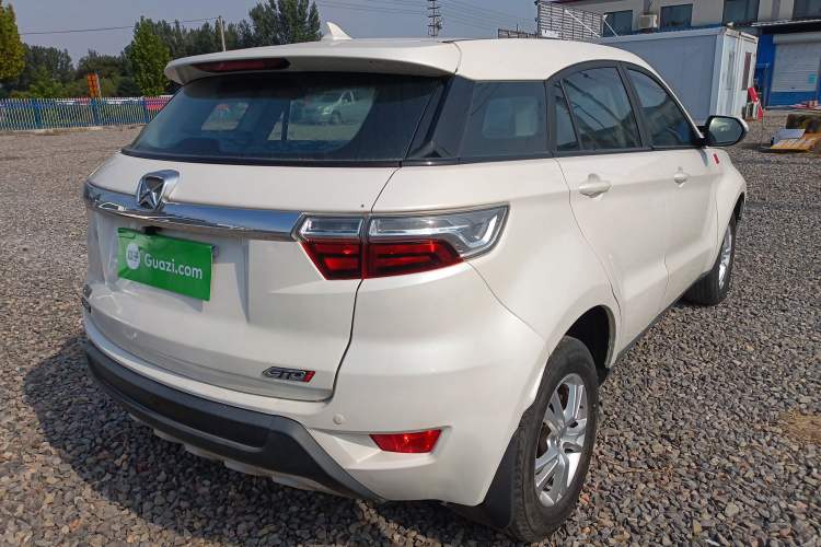 Used JMC Yusheng S330 2016 1.5L GTDi Manual Two-Wheel Drive Value Edition