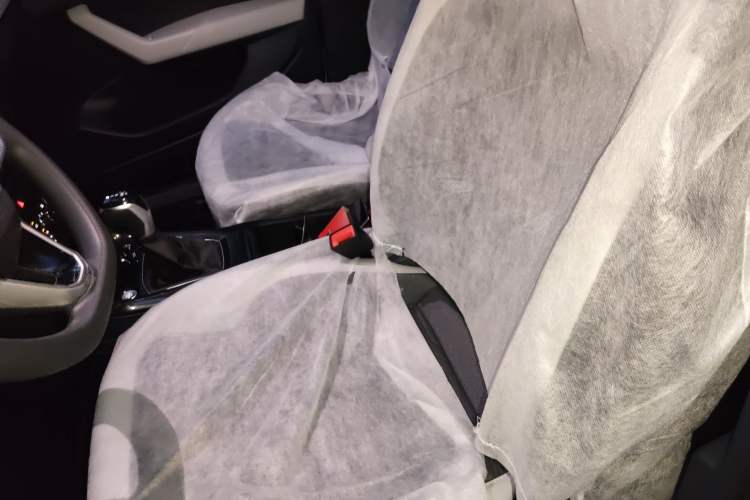 Used Volkswagen Tharu 2026 Model Xinrui 300TSI Ruiyi Edition Left Front Seat