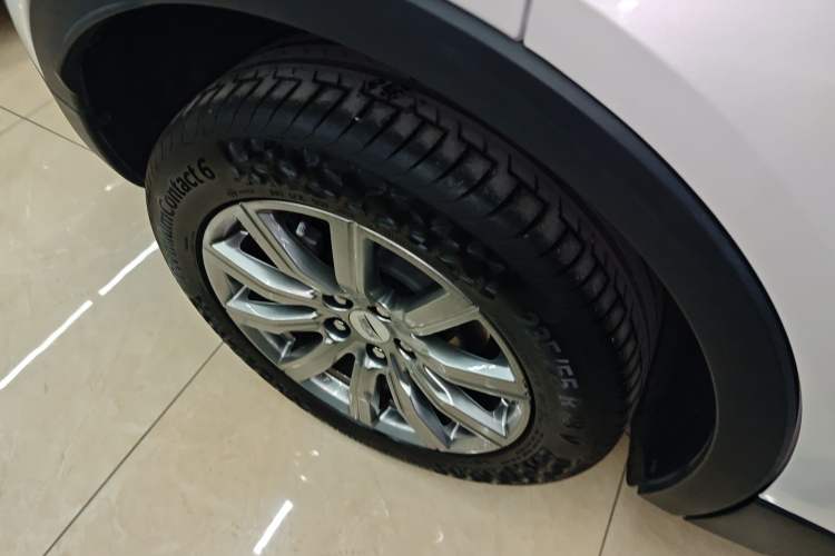 Used Cadillac XT4 2018 28T Two-Wheel Drive Leading Version