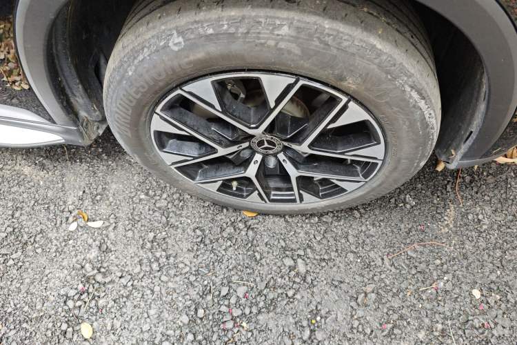 Used Mercedes-Benz GLC 2024 GLC 260 L 4MATIC Dynamic Edition 5-seater Right Front Wheel Hub