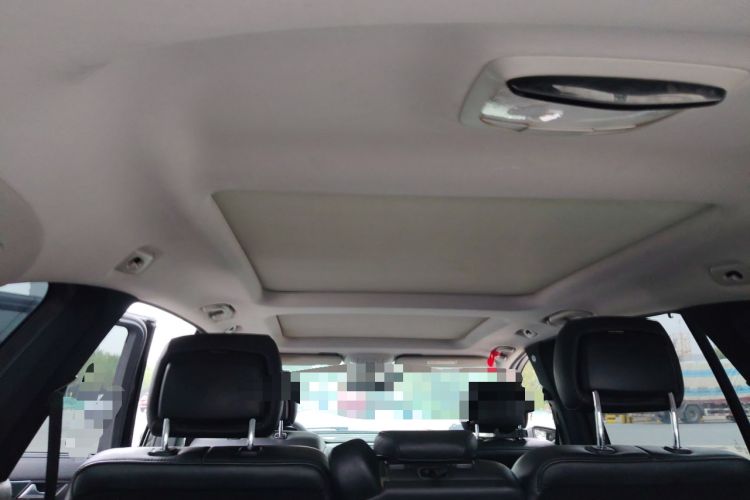 Used Mercedes-Benz R-Class 2017 R 320 4MATIC Business Edition Prestige Model
