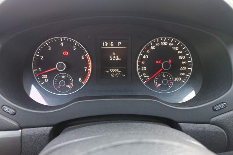 Used Volkswagen Sagitar 2012 1.4TSI Automatic Fashion Edition