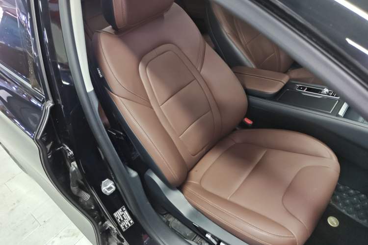 Used Lincoln Z 2025 2.0T Zunyi Hybrid Version Right Front Seat