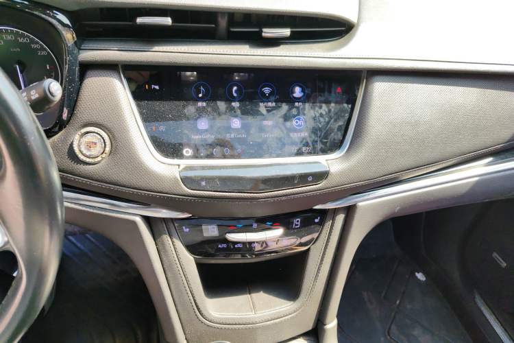 Used Cadillac XT5 2022 2.0T Two-Wheel Drive Luxury Version