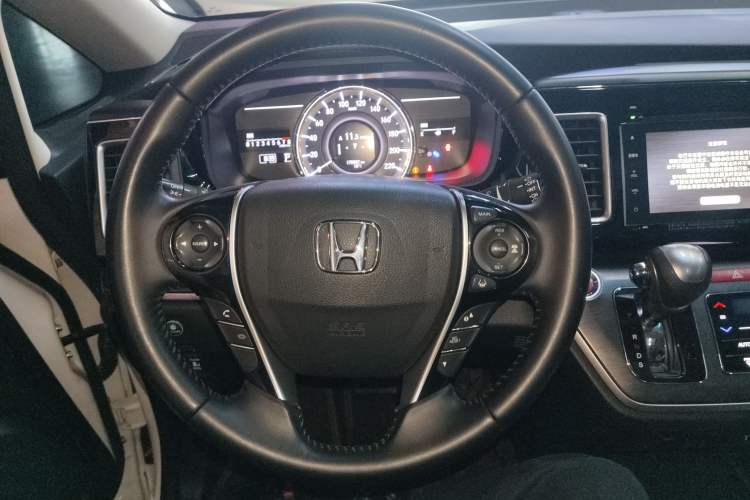 Used Honda Elysion 2016 2.4L Supreme Edition Steering Wheel