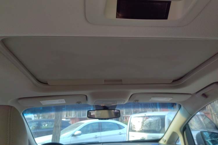 Used Buick GL8 2011 3.0L GT Luxury Business Haoya Edition
