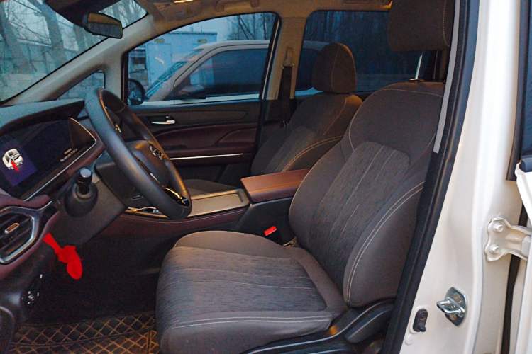 Used GAC Trumpchi M6 2021 PRO 270T DCT Elite Edition Left Front Seat