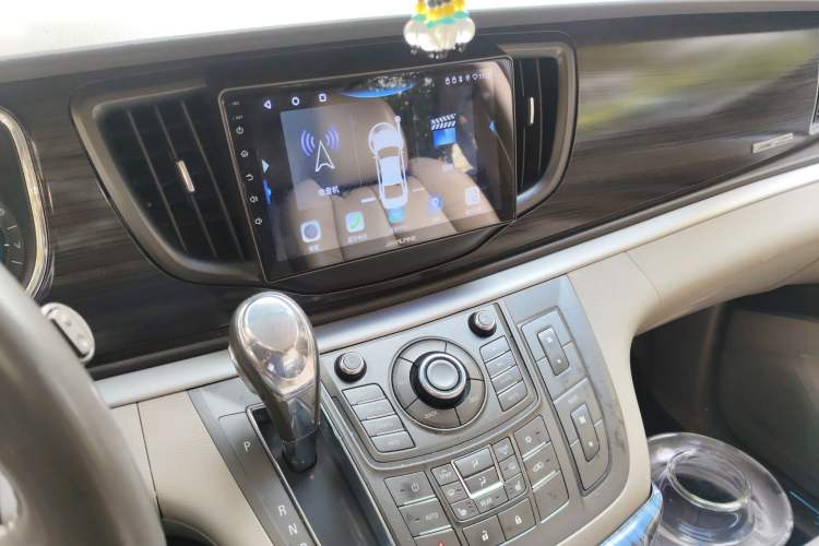 Used Buick GL8 2011 2.4L LT Luxury Business Executive Edition Audio And AC Panel