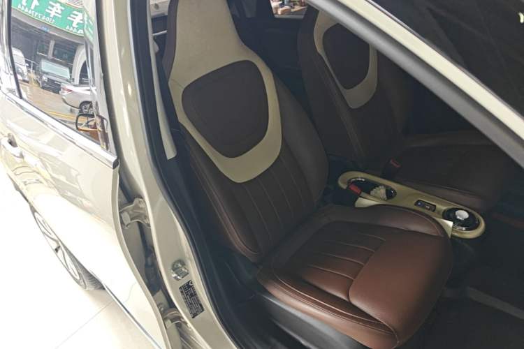 Used Wuling Bingo 2023 410 km Lingxi Deluxe Edition

