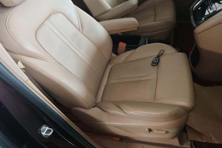 Used Buick GL8 2018 ES 28T Luxury Model China VI Standard
