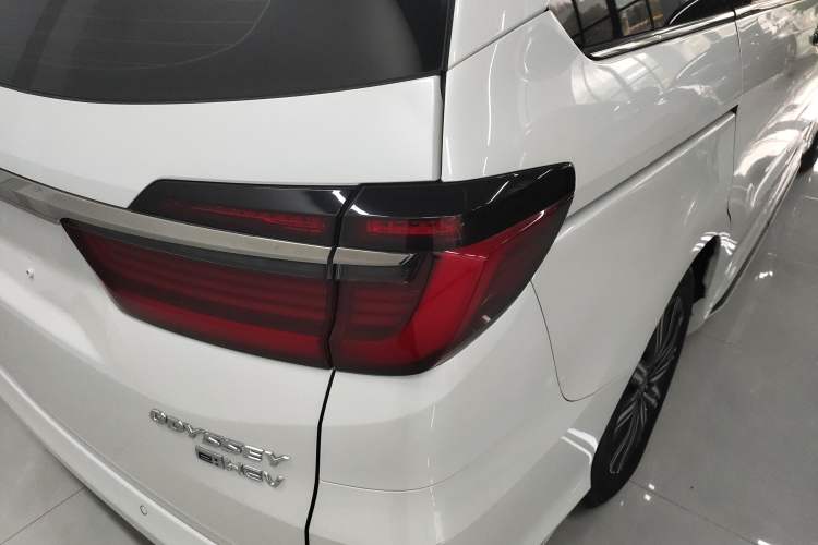 Used Honda Odyssey 2022 2.0L eHEV Sharp Enjoyment Edition
