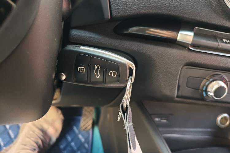 Used Audi A3 2020 Limousine 35 TFSI Fashion Edition China VI Emission Standard