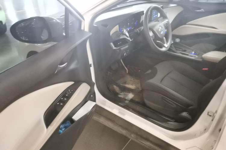 Used Buick Velite 6 2022 Plug-in Hybrid Connected Fashion Model

