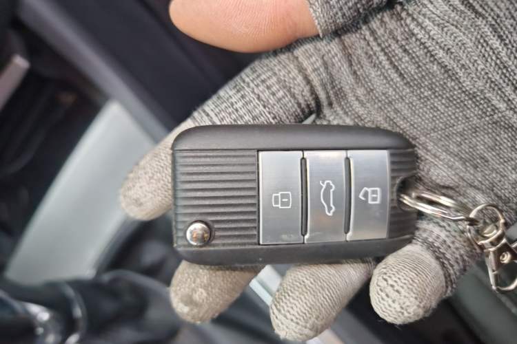 Used Roewe i6 2017 20T Automatic Internet ZhiZun Edition Vehicle Key