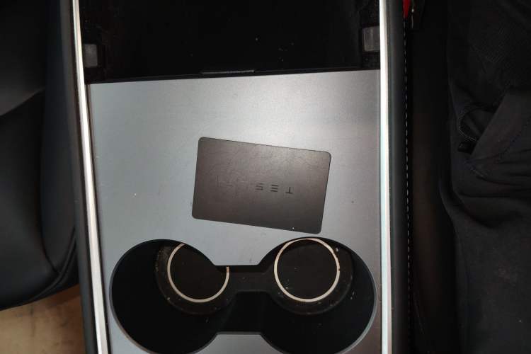 Used Tesla Model Y 2023 Rear-Wheel-Drive Version Vehicle Key