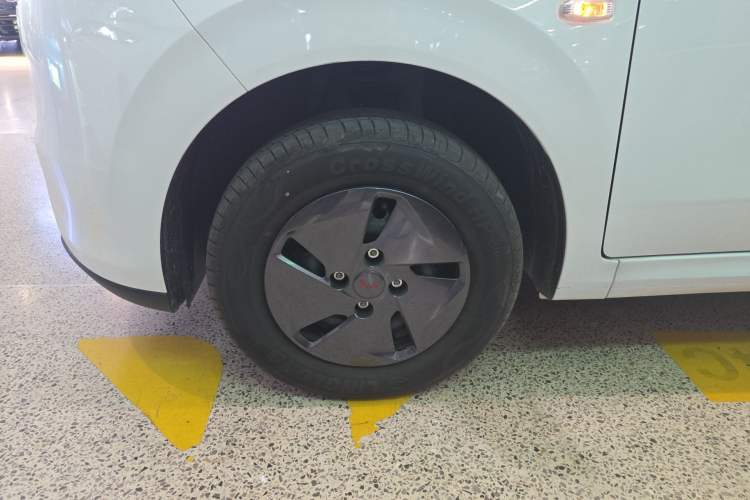 Used Wuling Hongguang New Energy 2025 Extended-Range Hybrid 50KM Comfort Version Exterior 1