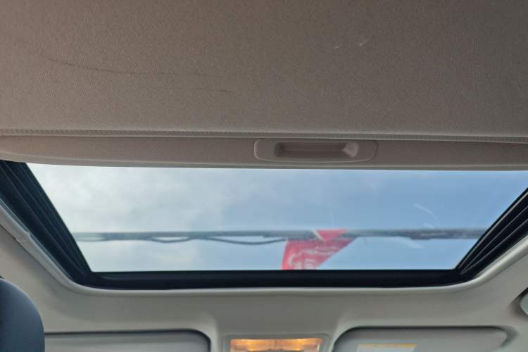 Used Toyota Corolla 2014 1.6L CVT GL-i Leather Edition Headliner