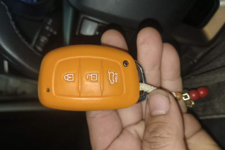 Used Hyundai ix25 2015 1.6L Automatic Two-Wheel Drive Smart GLS Trim Vehicle Key