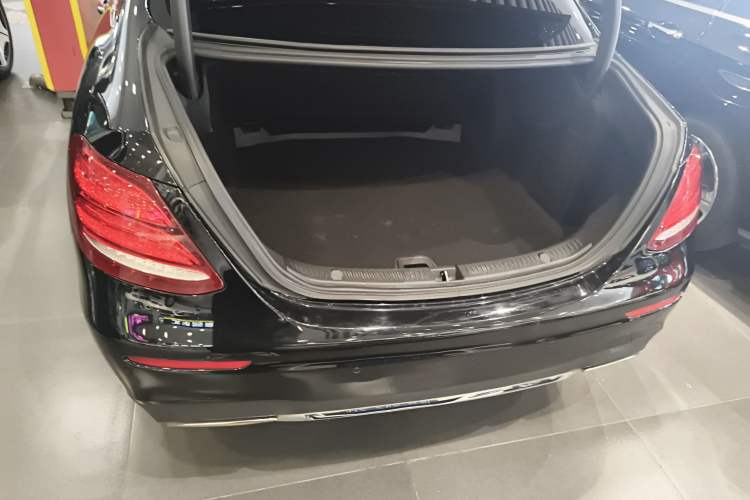 Used Mercedes-Benz E-Class 2017 E 300 L Sport Luxury Edition