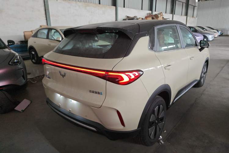 Used Wuling Bingo S 2025 Model 325km Deluxe Edition