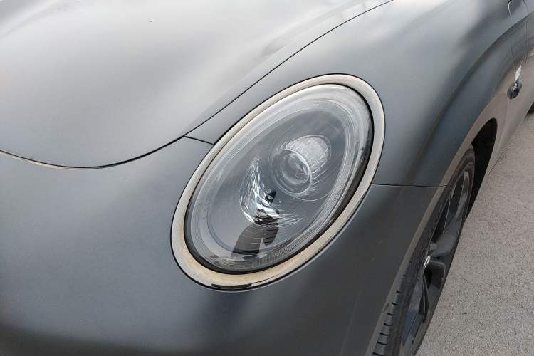 Used ORA Lightning Cat 2024 Dark Night Edition 600 km All-Wheel-Drive High-Performance Version
