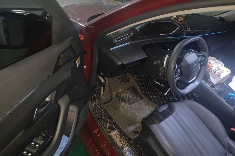 Used Peugeot 508 2019 508L 350THP PureTech Driving Fun Edition China V Standard Driver Seat