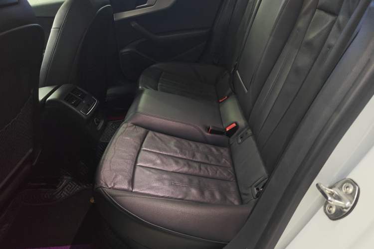 Used Audi A5 2017 Sportback 40 TFSI Fashion Model
