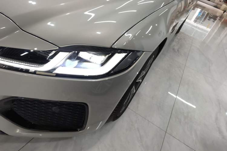 Used Jaguar XFL 2023 XFL 2.0T P250 Two-Wheel-Drive Elite Sport Edition