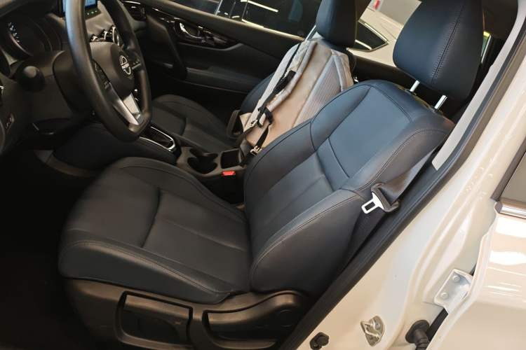 Used Nissan Qashqai 2025 Honor 2.0L CVT XV Genuine Edition Left Front Seat