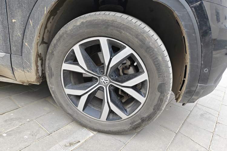 Used Volkswagen Teramont 2019 530 V6 Four-Wheel Drive Luxury Edition China VI Standard Right Front Wheel Hub