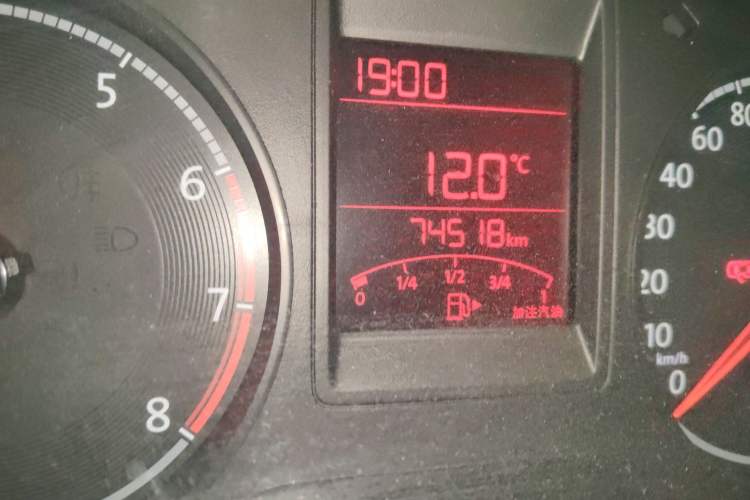 Used Volkswagen Jetta 2017 1.5L Manual Fashion Edition