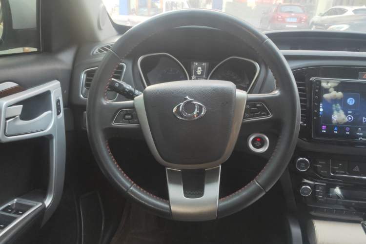 Used Geely Auto GX7 2015 Sports Edition 2.0L Automatic Luxury Model Steering Wheel