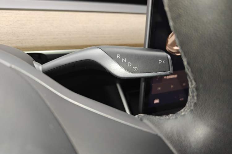 Used Tesla Model 3 2020 Long-Range Rear-Wheel-Drive Version