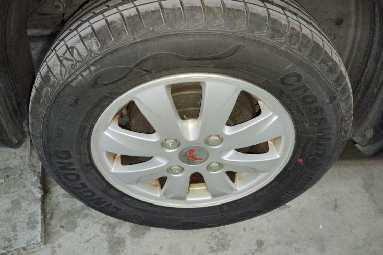 Used Wuling Hongguang 2014 1.5L S Automatic Luxury Model
