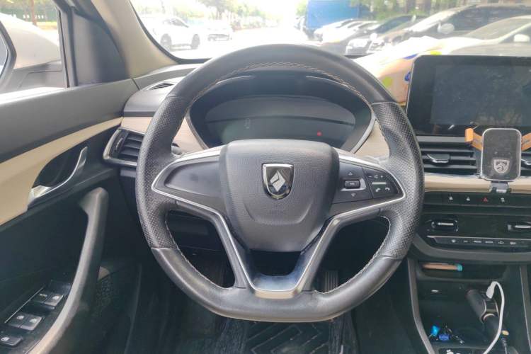 Used Baojun 360 2018 1.5L Automatic Luxury Version China V Steering Wheel