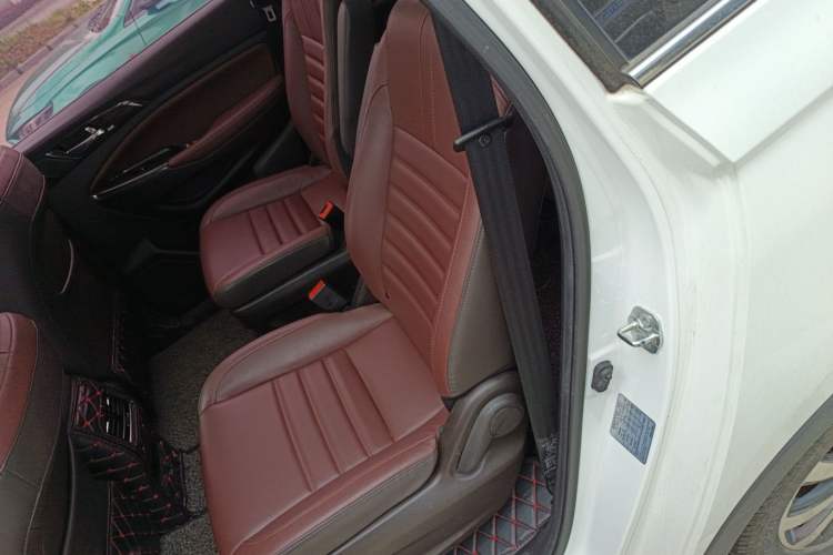 Used CHANGAN Lingxuan 2017 1.5T Automatic Lehuo Elite Model
