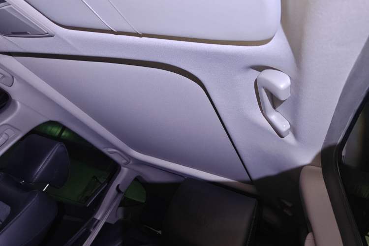 Used Honda Breeze 2020 Rui Hybrid 2.0L Two-Wheel Drive Rui Luxury Edition