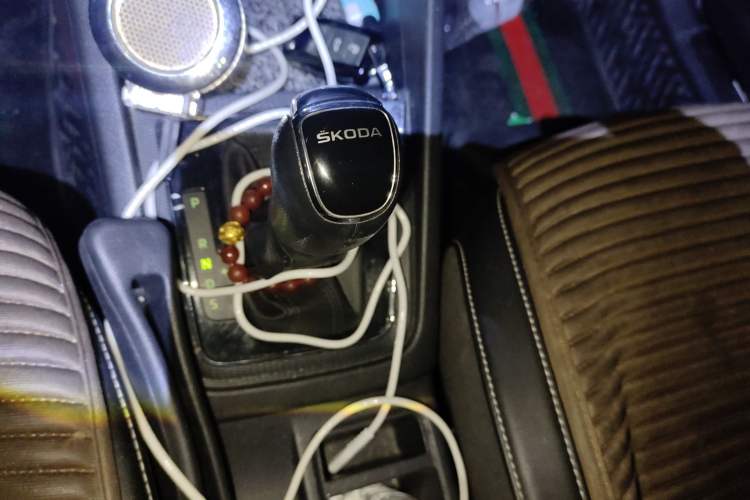 Used Skoda Kamiq 2018 1.5L Automatic Comfort Edition China V Standard Gear Lever